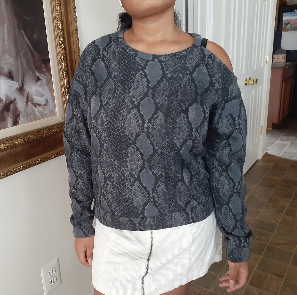 Gray Lizard print sweater